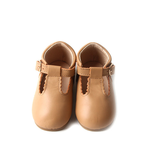 4 year old leather girls t-bar shoes
