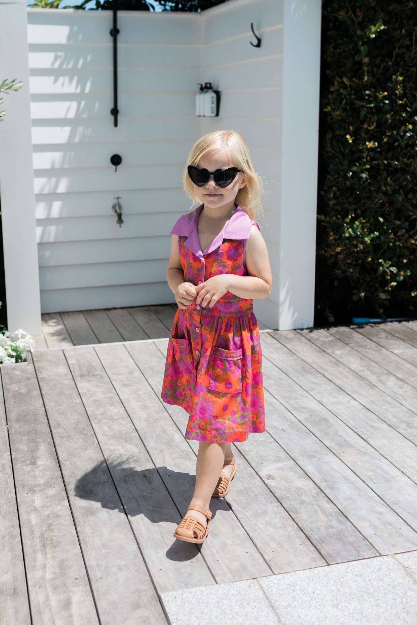 6 year old girls black love heart sunglasses