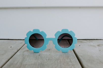 Toddler girl blue flower sunglasses 