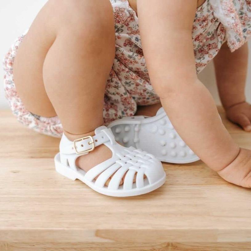 Baby girl 2025 white sandals