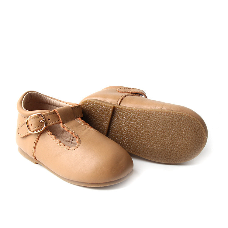 Tan t clearance bar shoes