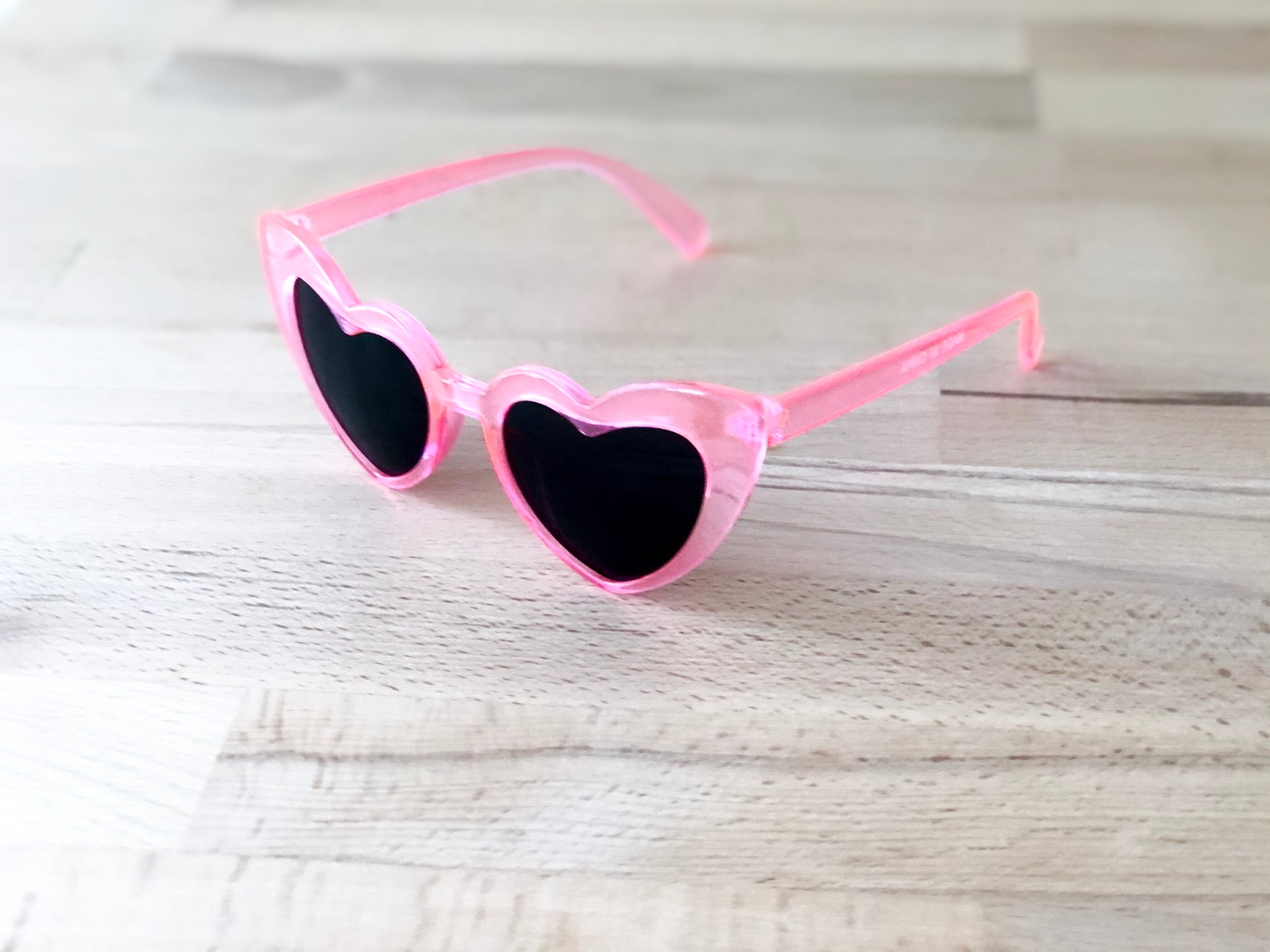 Women's Plastic Heart Sunglasses - Pink/Black/Red – Princess Luxy