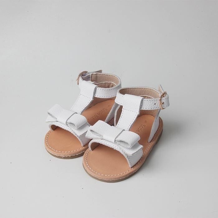 Children's Classics - Girls White Leather Sandals | Childrensalon